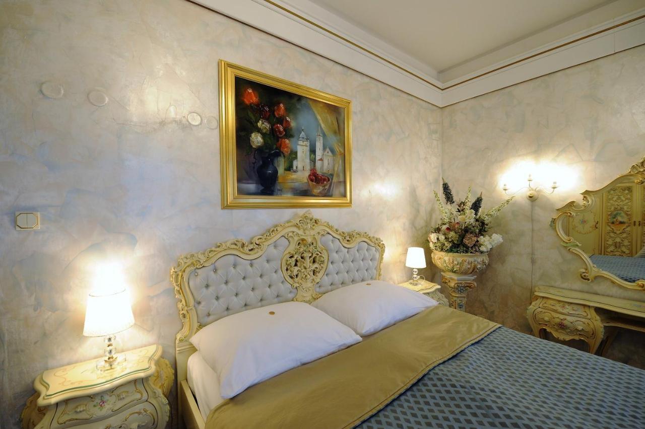 Hotel Prince De Ligne Теплице Екстериор снимка