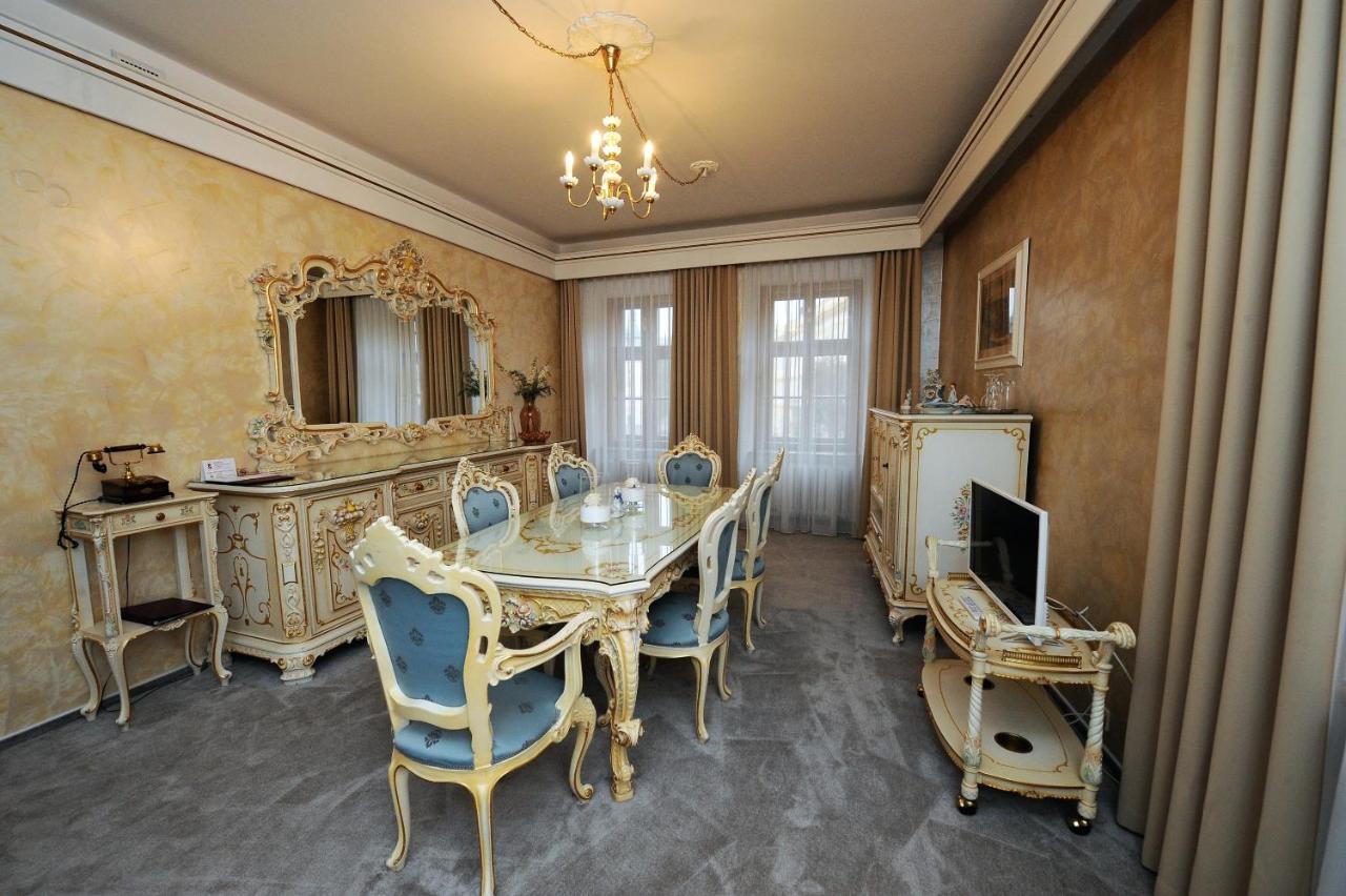 Hotel Prince De Ligne Теплице Екстериор снимка