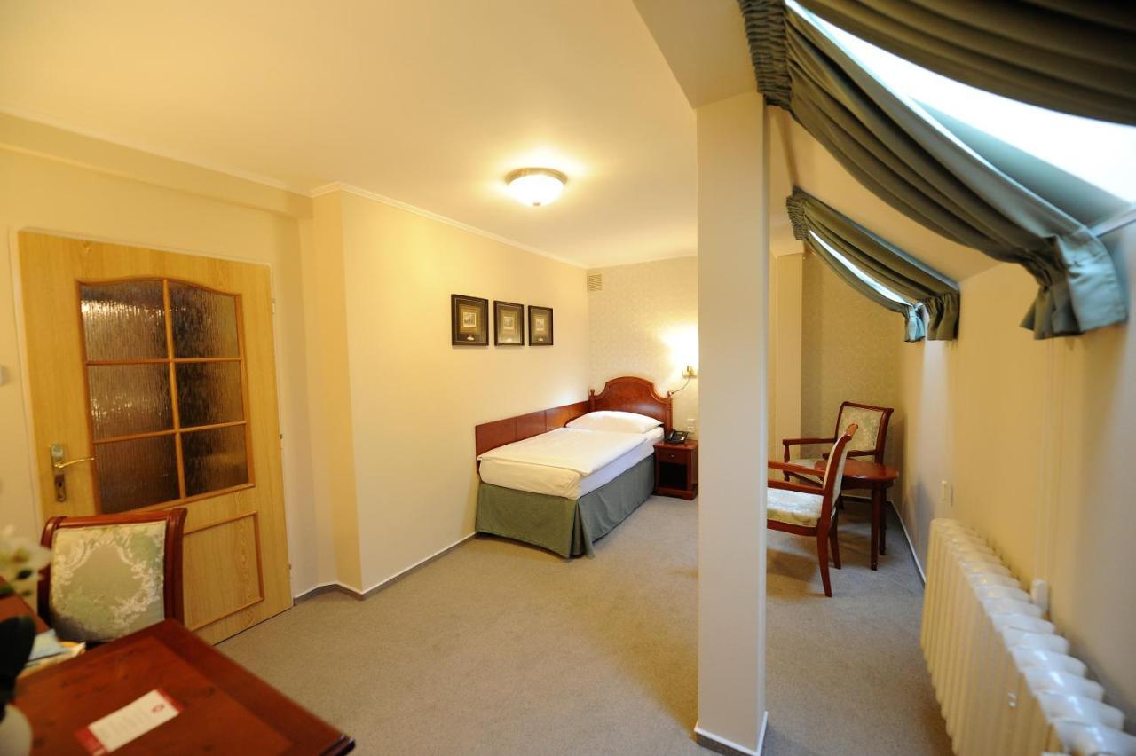 Hotel Prince De Ligne Теплице Екстериор снимка