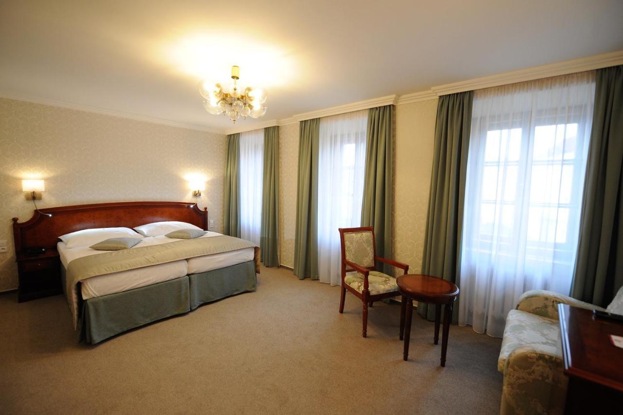 Hotel Prince De Ligne Теплице Екстериор снимка