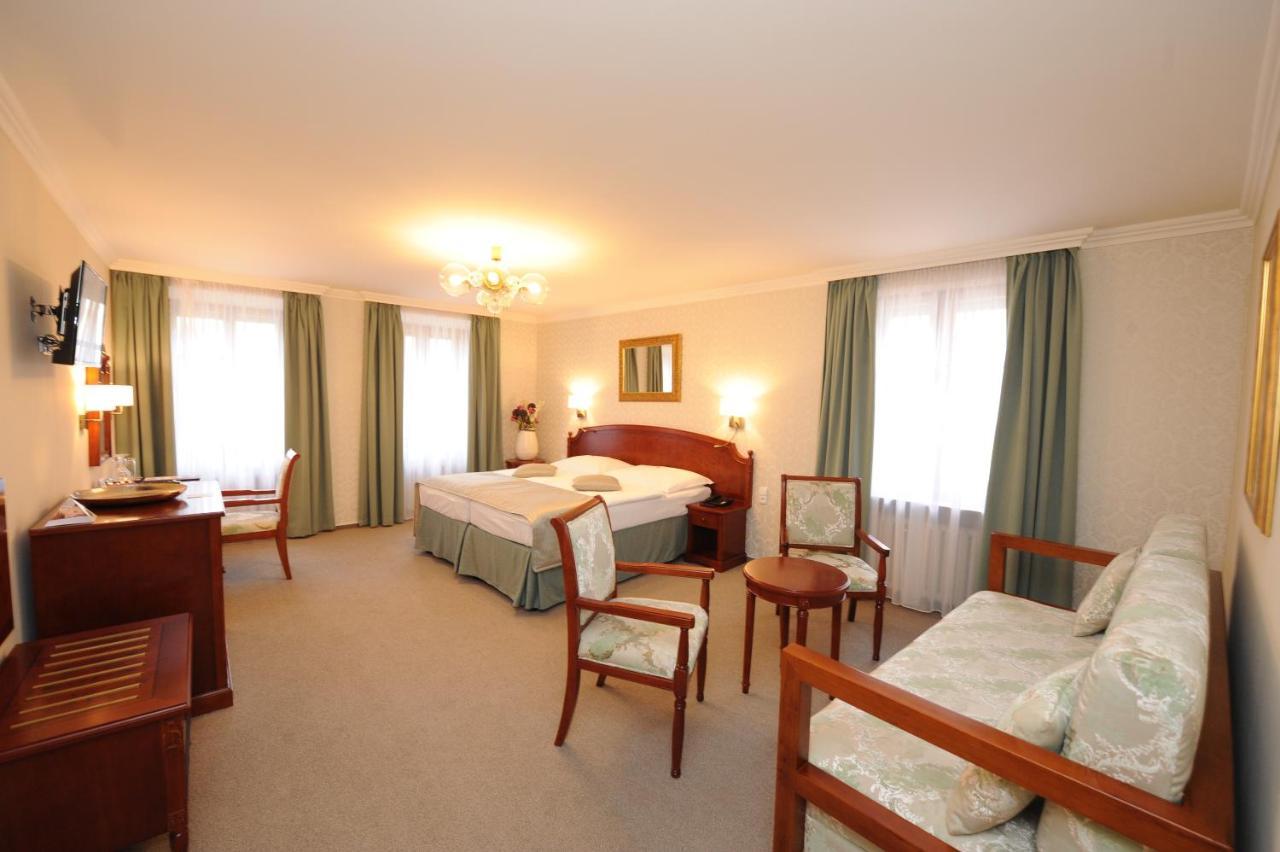 Hotel Prince De Ligne Теплице Екстериор снимка