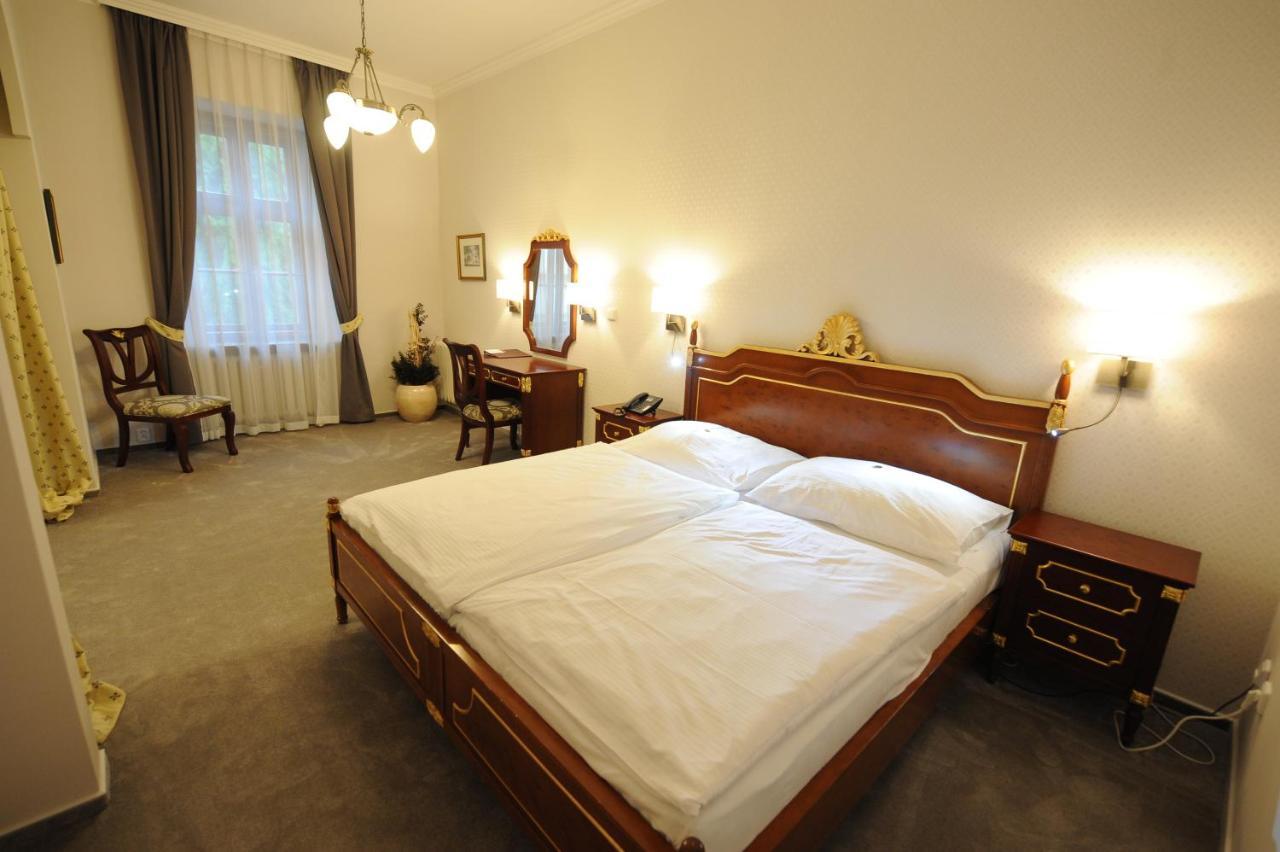Hotel Prince De Ligne Теплице Екстериор снимка