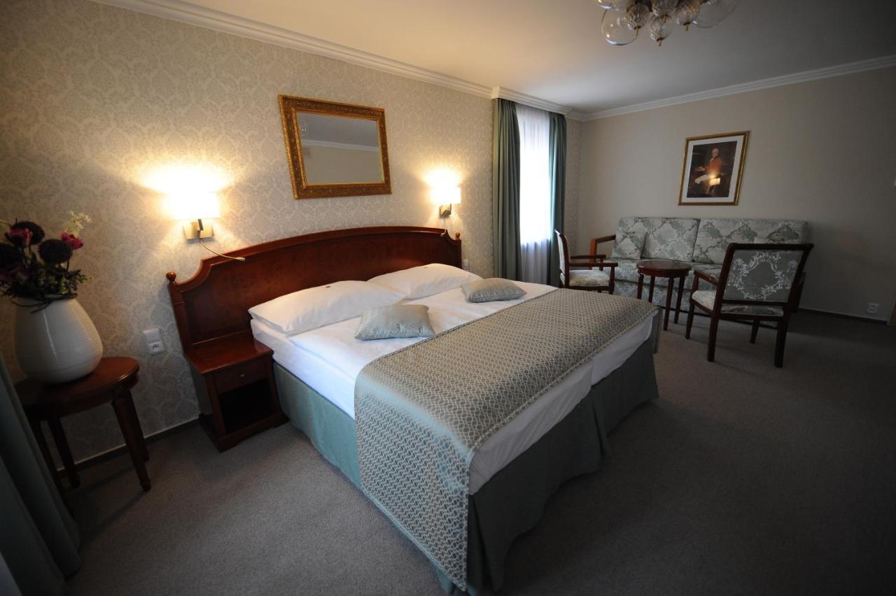 Hotel Prince De Ligne Теплице Екстериор снимка