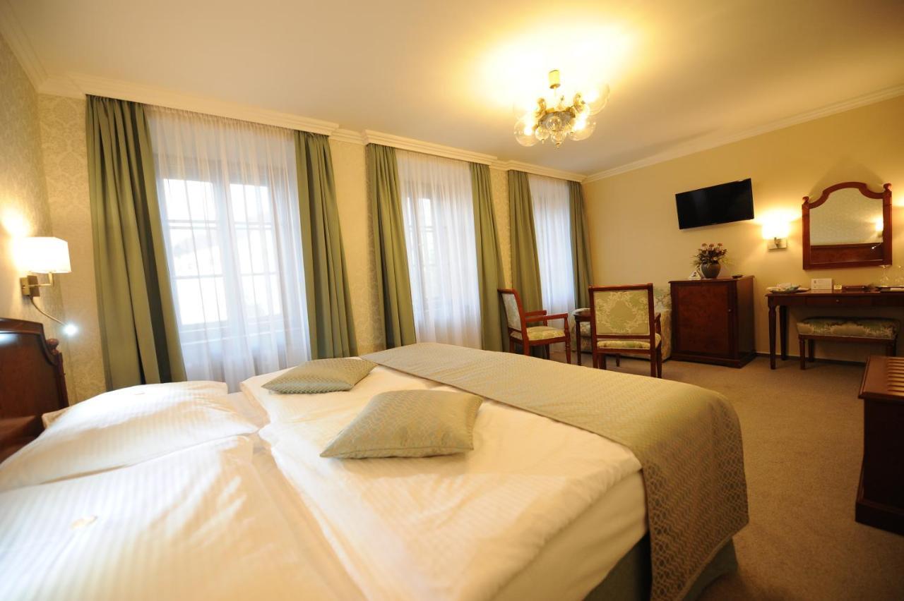 Hotel Prince De Ligne Теплице Екстериор снимка