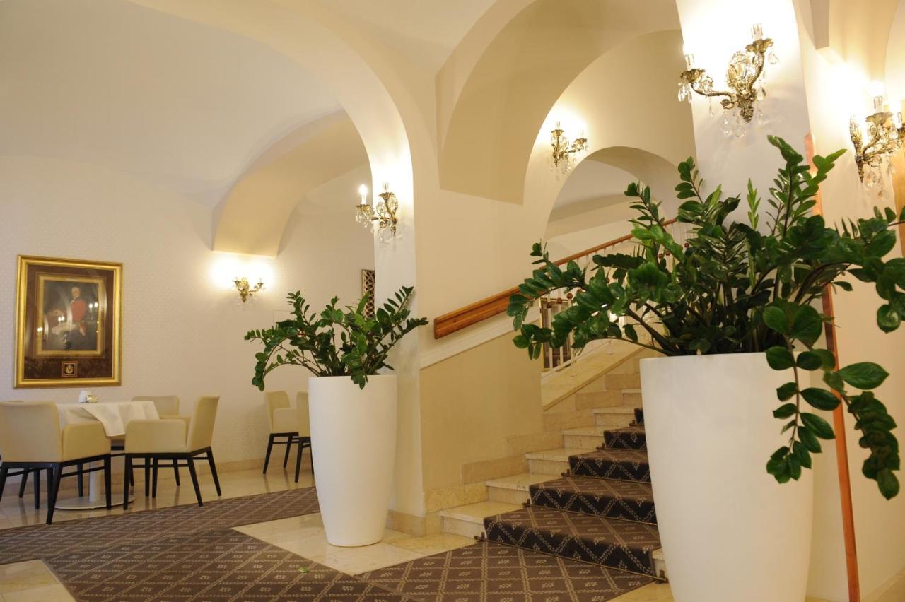 Hotel Prince De Ligne Теплице Екстериор снимка
